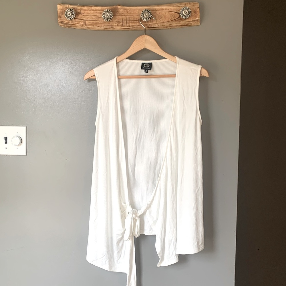 bobeau | Sleeveless White Tie Front Long Coverup Vest Cardigan Sweater NWOT